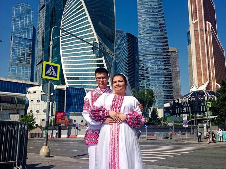 Рязанцы поженились на Всероссийском свадебном фестивале в Москве