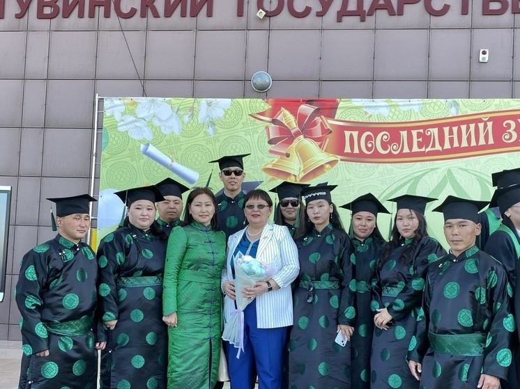 В ТувГУ прошел фотоконкурс «Сельскохозяйственный факультет в национальной одежде»