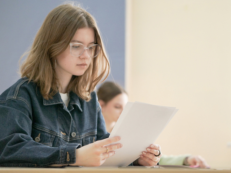 В Минпросвещения РФ сообщили, что в школах вводятся новые нормы выполнения контрольных и практических работ