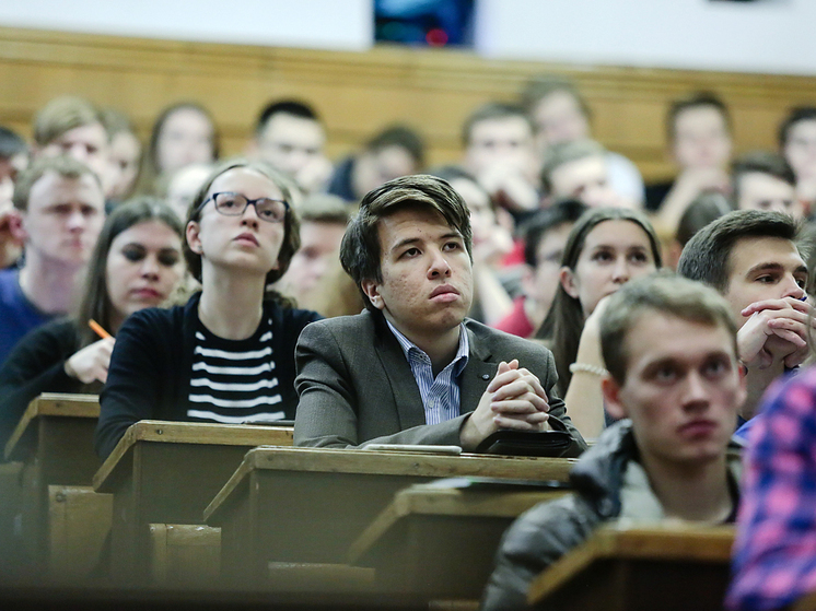В Минобрнауки сообщили, что российские вузы окончательно перейдут на новую модель суверенной системы образования в 2027 году
