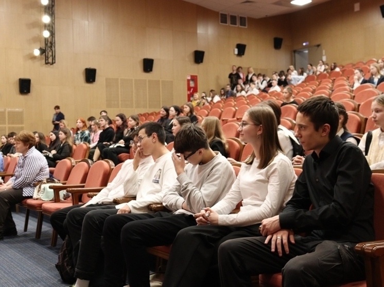 Чувашия вновь в числе лидеров по президентской программе «Пушкинская карта»