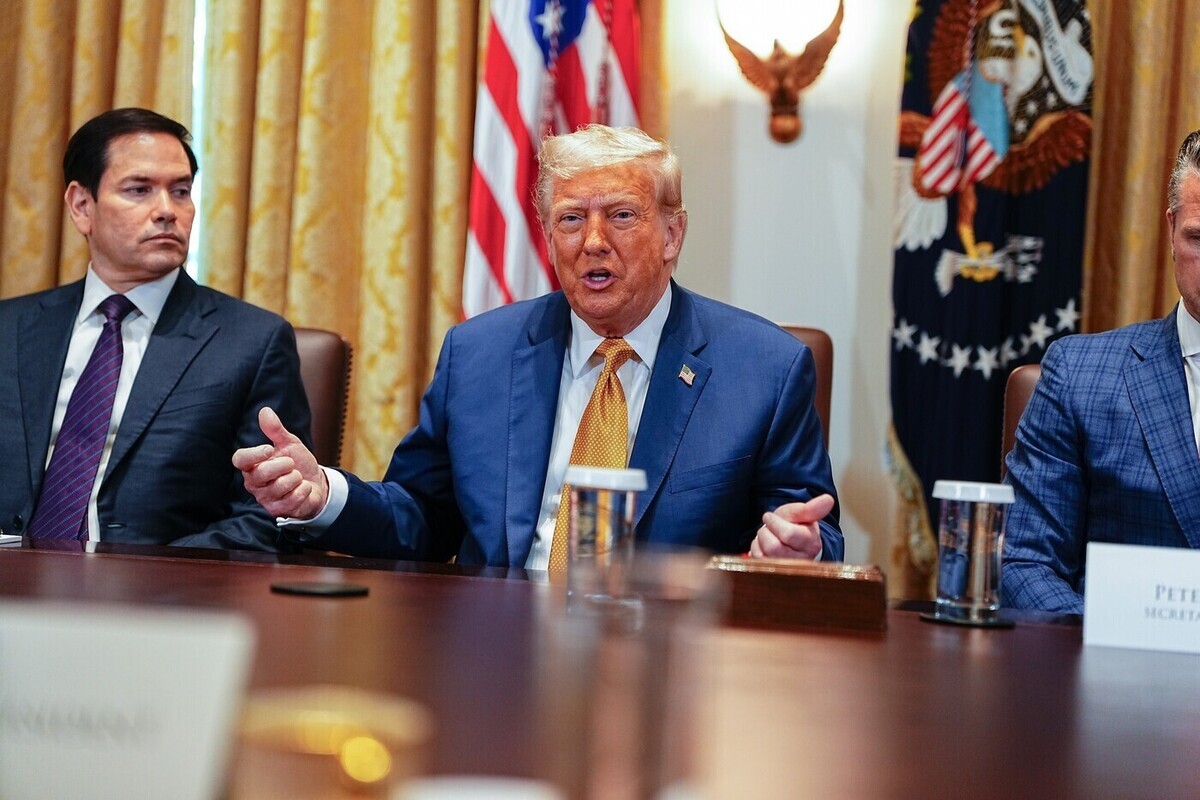 Трамп спросил у президента англоговорящей Либерии, где он выучил английский язык