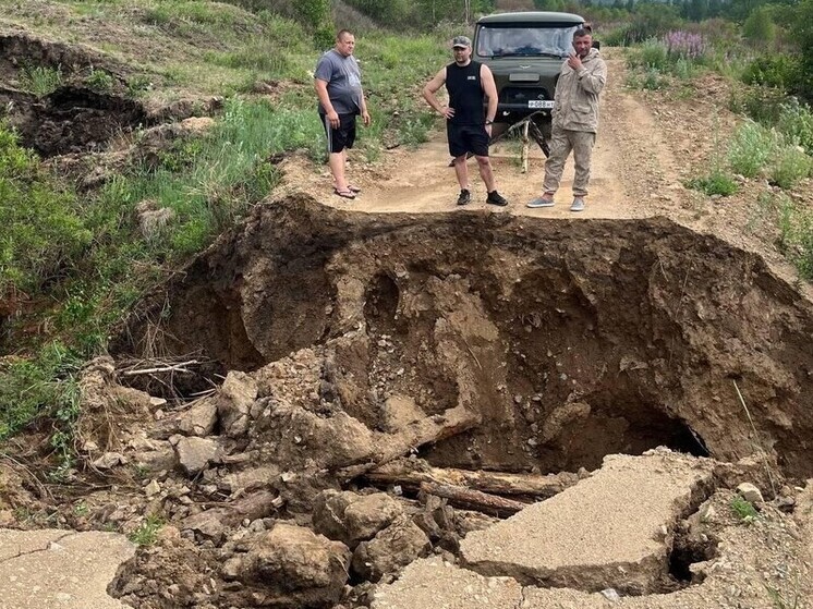 Дороги и мосты смыло в заказнике «Ульдургинский» Забайкалья