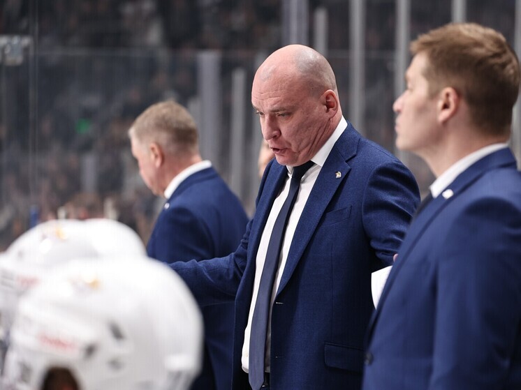 L'allenatore del Metallurg Andrei Razin è tra i primi dieci allenatori più