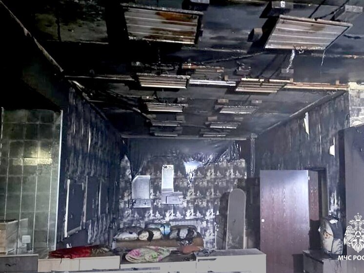 В Колпашево во время пожара в мебельном магазине эвакуировались 20 человек