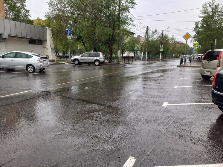 Водителям объяснили, как не попасть в ДТП после дождя