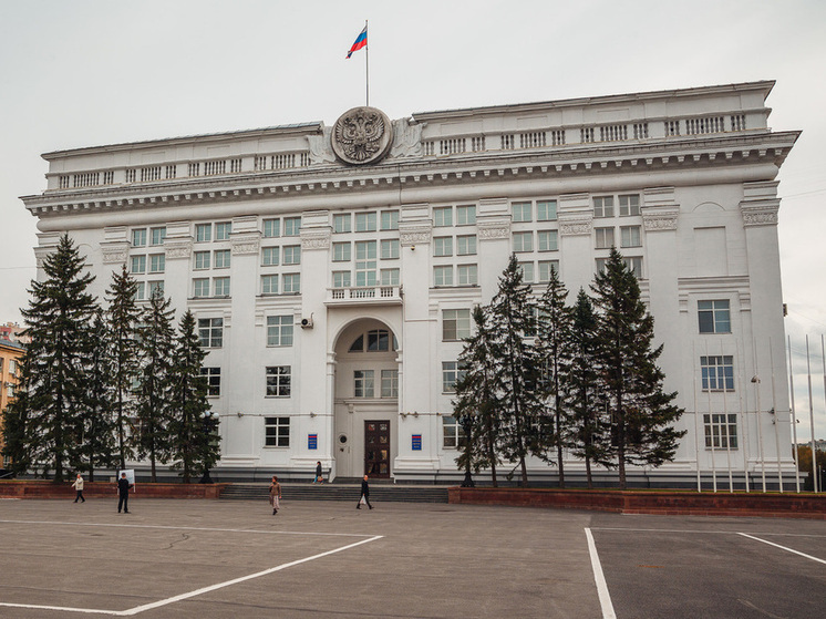 Молодой выпускник школы мэров отправился "усиливать" Междуреченск