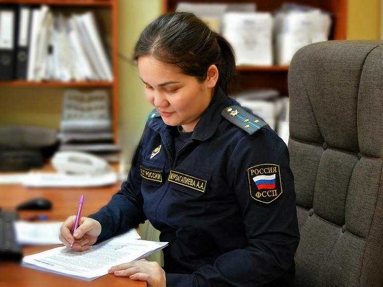 Самарские приставы отправили в зону спецоперации семь машин