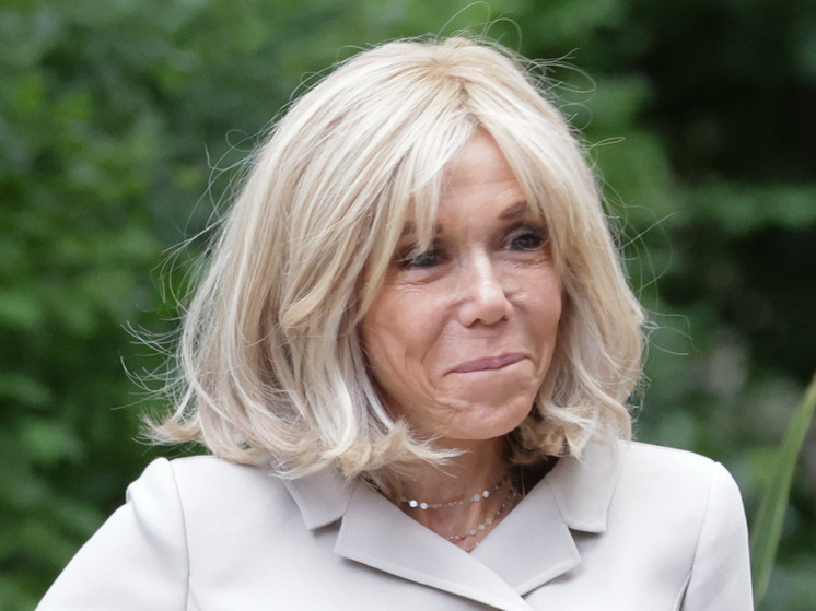 Expert read lips of what Brigitte Middleton said after fight with Macron