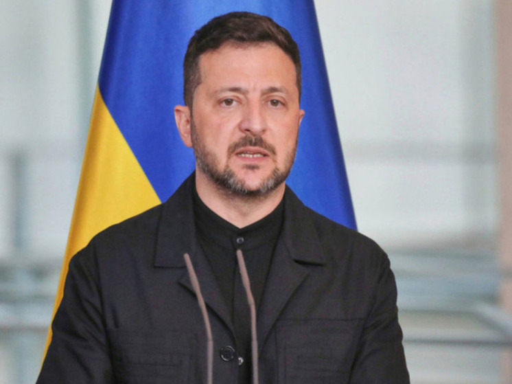 Зеленский потребовал от Запада усиления ПВО после удара ВС РФ по Киеву