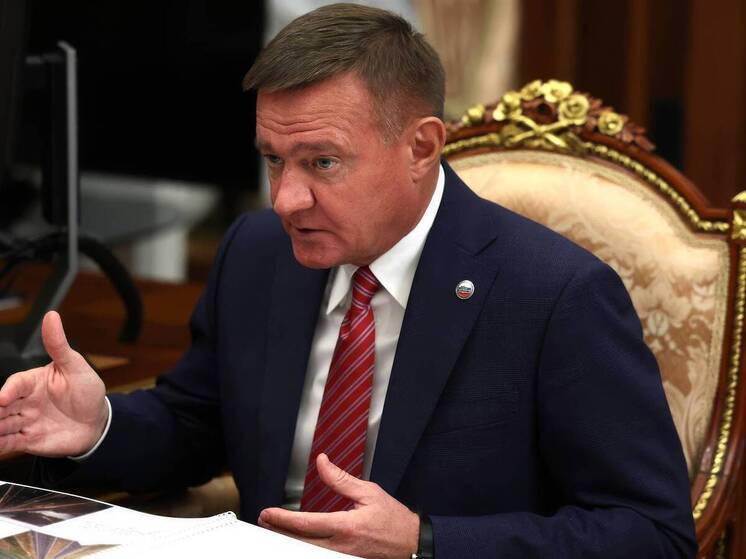 На церемонию прощания со Старовойтом приехали вице-премьеры Новак и Григоренко