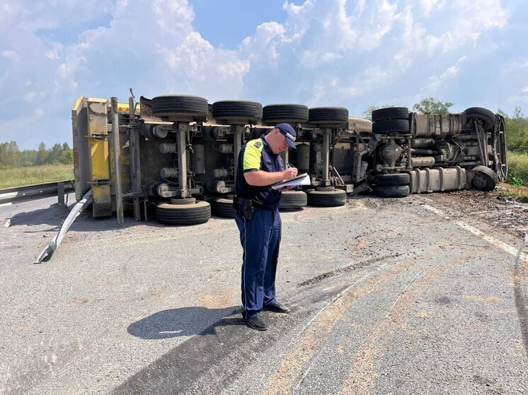 Из-за аварии ограничили движение на трассе Екатеринбург – Тюмень