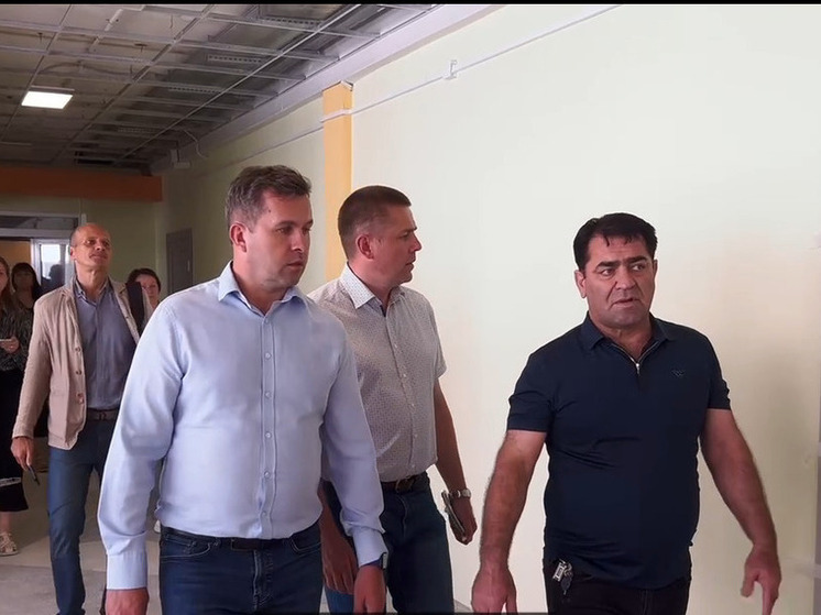 Мэр Томска Махиня держит на контроле капитальный ремонт школ