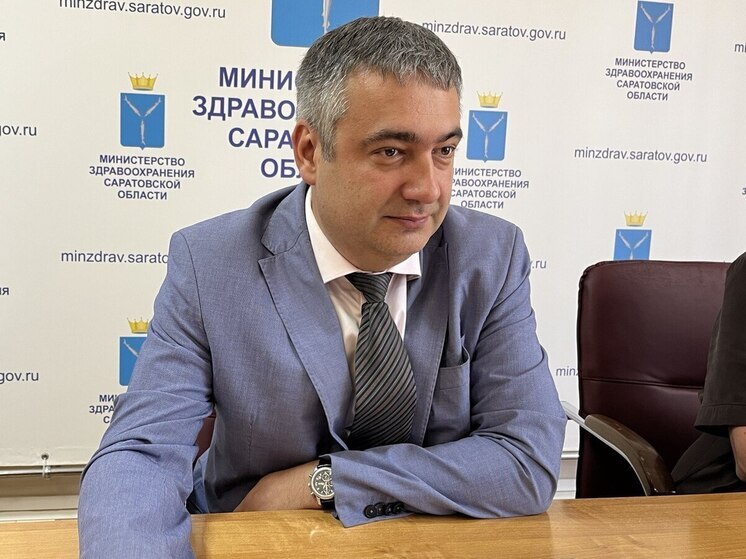 Минздрав Саратовской области советует ограничить пребывание на солнце полутора часами
