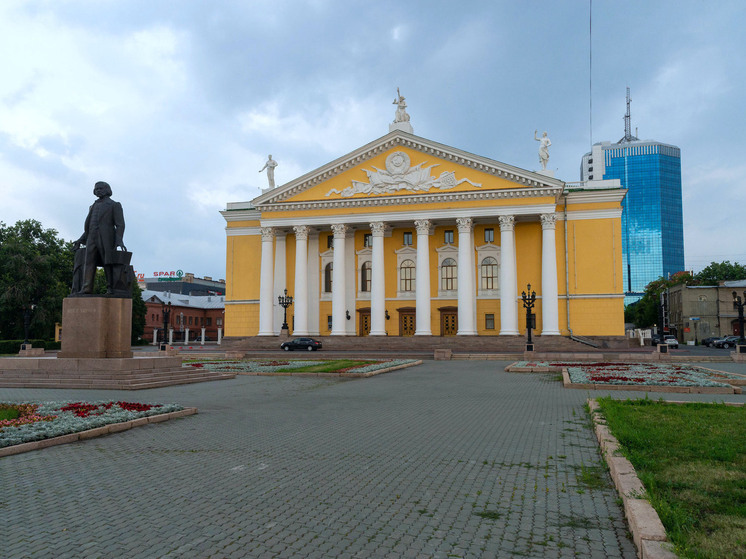 На площади Искусств в Челябинске найдены старинные захоронения