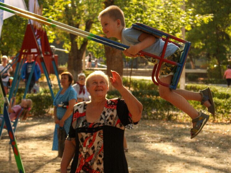 В следующем году в Луганске планируется увеличить количество детских площадок