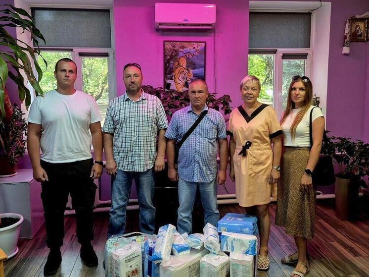 Рязанцы передали гумпомощь в больницу Верхнего Рогачика