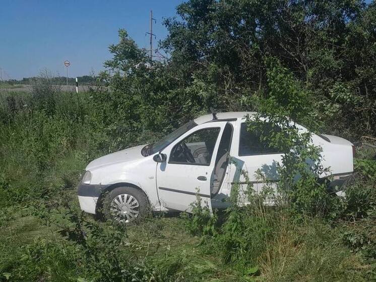 В Ивнянском районе иномарка вылетела в кювет: пострадала 9-летняя девочка