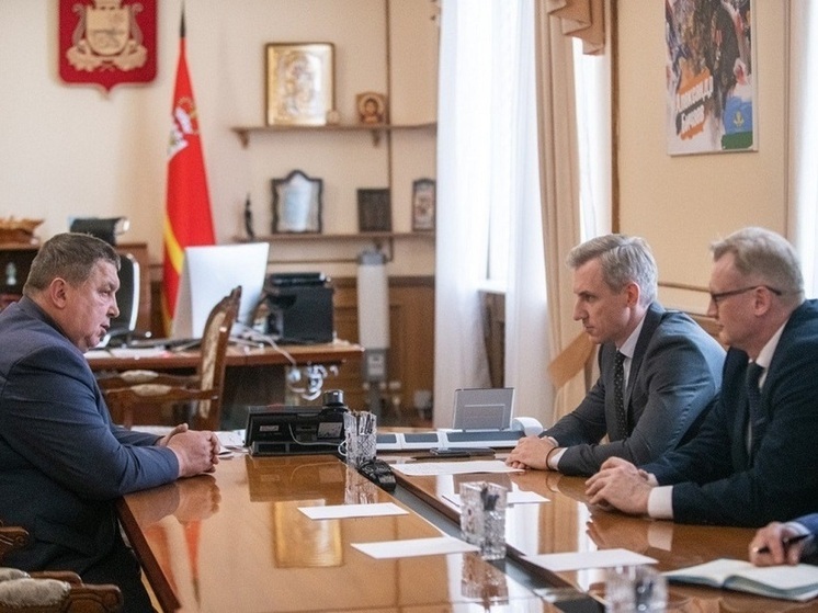 Смоленский губернатор встретился с новым директором Смоленской АЭС