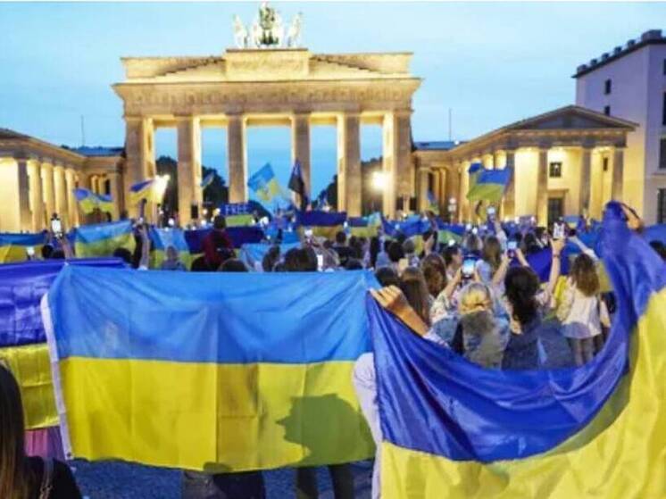 На Западе назвали 2 варианта избежать полного поражения Украины