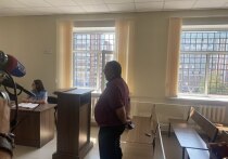Барнаульский бизнесмен Олег Бесчастный, которого обвиняют в даче взятки бывшему вице-мэру краевой столицы Антону Шеломенцеву, предположительно, мог попроситься на СВО на фоне возможного реального срока