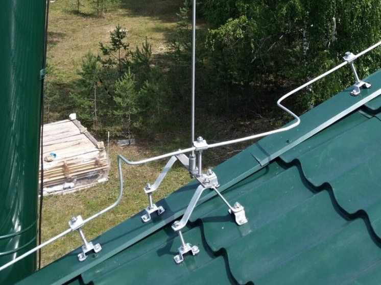 Костромичам рекомендуют установить на дома громоотводы