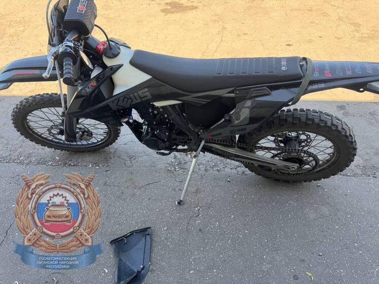 В ЛНР в аварию попал молодой мотоциклист