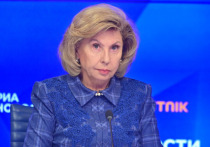 Украинская сторона начала ставить условия и рассматривать возвращение в Российскую Федерацию ранее вывезенных в Сумы жителей Курской области как часть обменного процесса, однако это незаконно, несправедливо и безнравственно, заявила в интервью РИА Новости российский омбудсмен Татьяна Москалькова