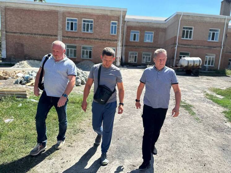 Пензенцы завершают ремонт школ в подшефных районах Запорожской области