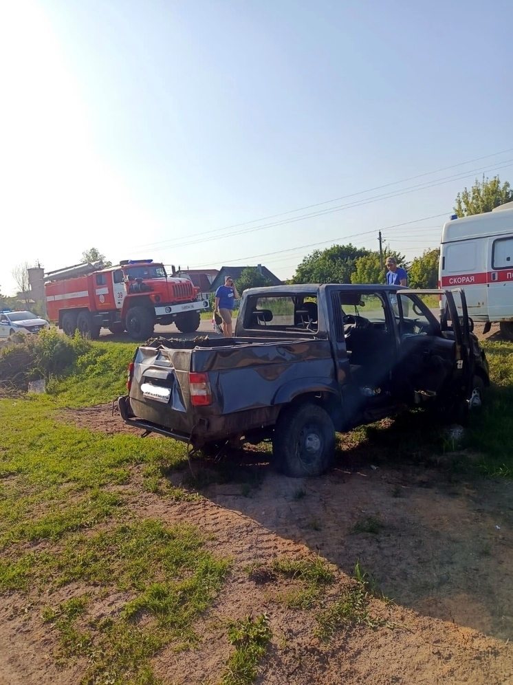 В Рыльском районе перевернулся УАЗ «Патриот»