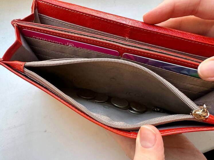 Руководство хакасского детсада «Колокольчик» наказали за задержки зарплаты и аванса