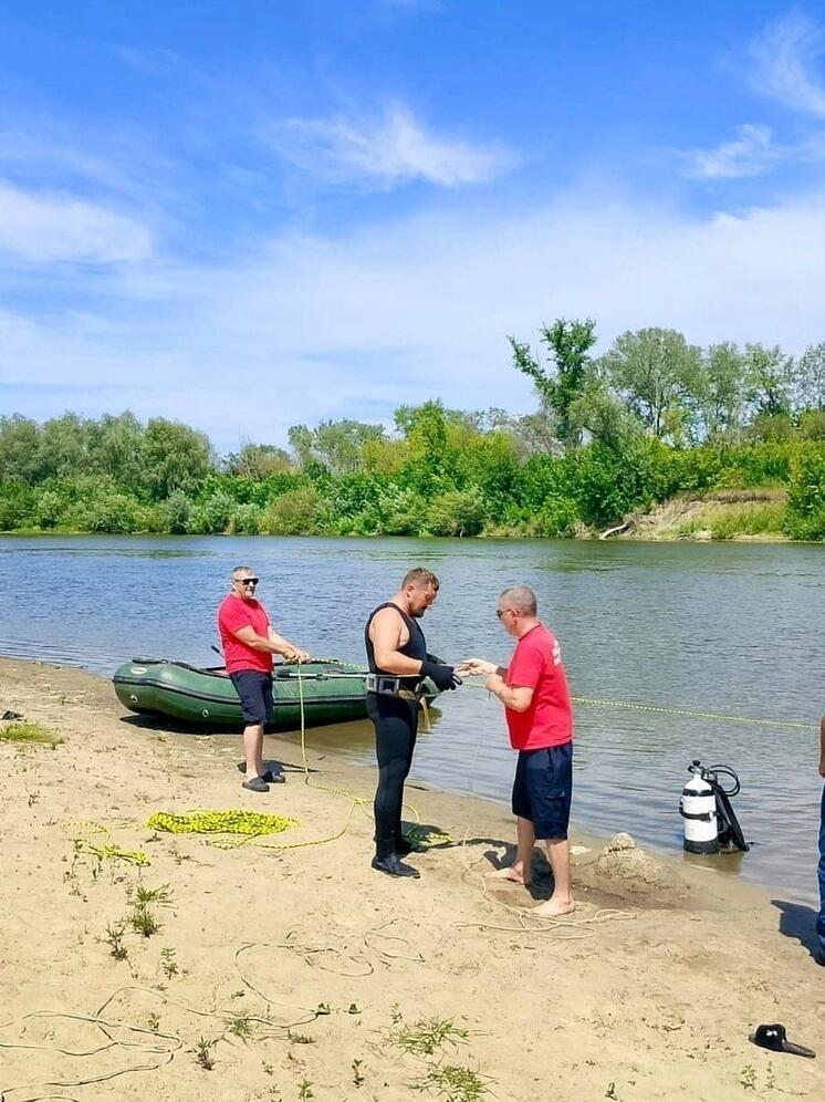 Водолазы подняли тело девочки, утонувшей в реке Хопер в Волгоградской области
