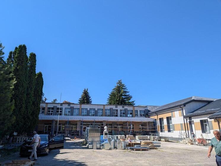 Ессентуки готовятся к встрече учеников в 2-х обновленных школах