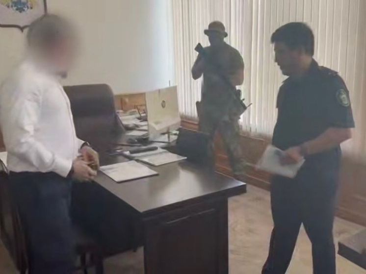 Обыски прошли в мэрии Махачкалы