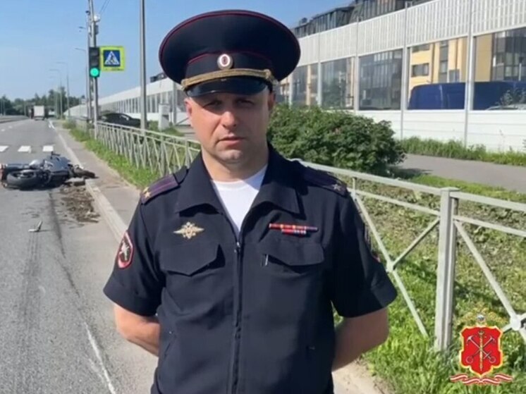 Полиция в Петербурге проводит проверку после смертельного ДТП с байкером
