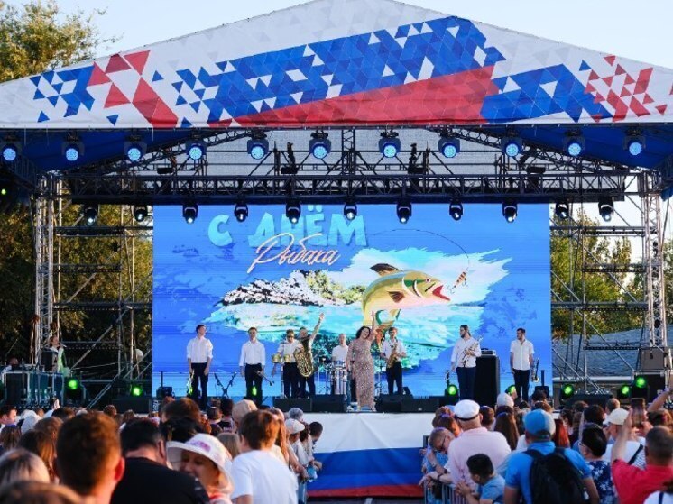 Астраханцы отметят День рыбака масштабно и с музыкой