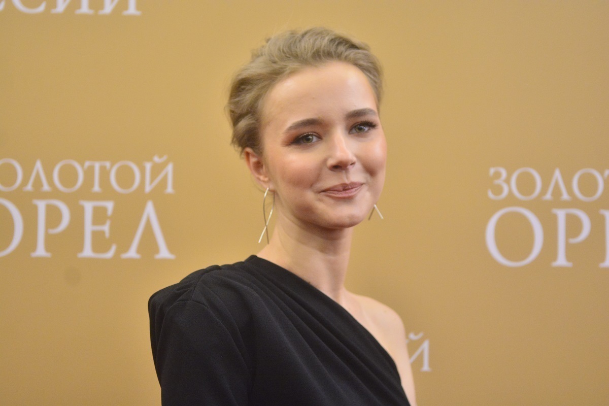 Актриса Константинова призналась, что хочет быть похожей на Наталью Гундареву