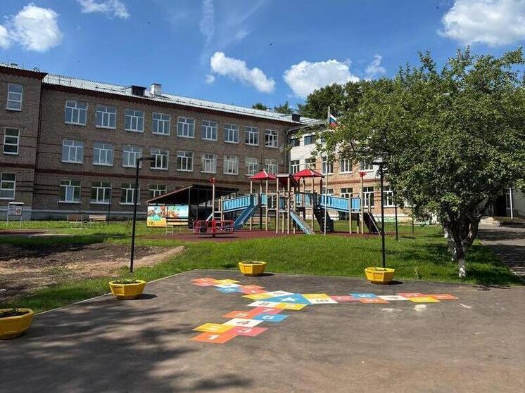 В территориях Прикамья продолжается благоустройство школьных дворов