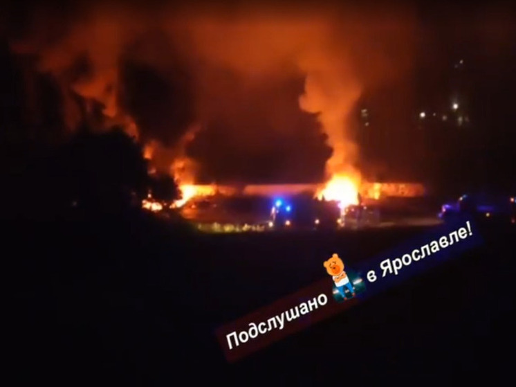В Ярославле опять подожгли покрышки в Дзержинском районе