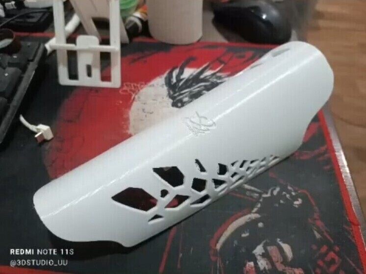 Андрей Ханхатов, владелец студии 3D-печати из Бурятии, выполнил необычный заказ - изготовил декоративные накладки на протез для участника специальной военной операции Зорика Зыгбина