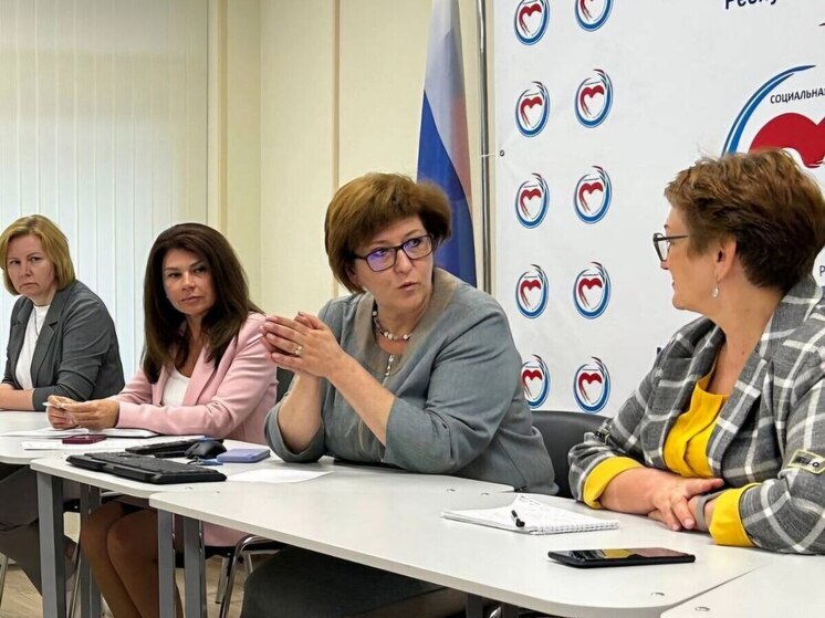 Систему долговременного ухода продолжают внедрять в Карелии