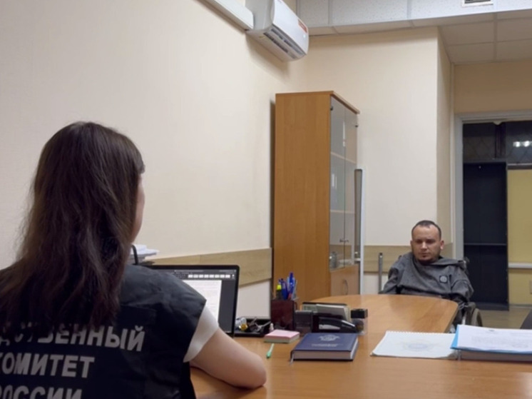 Уголовные дела возбудили на отчима и мать 11-летнего мальчика, подвергавшегося пыткам в семье