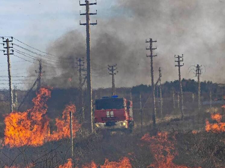 Штормовые предупреждения из-за аномальной жары объявлены на Кавказе