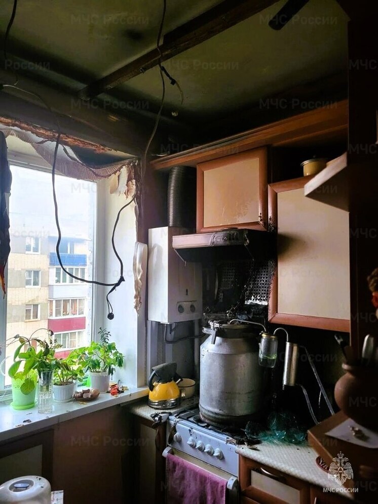 В чебоксарской квартире сгорела кухня из-за самогонного аппарата