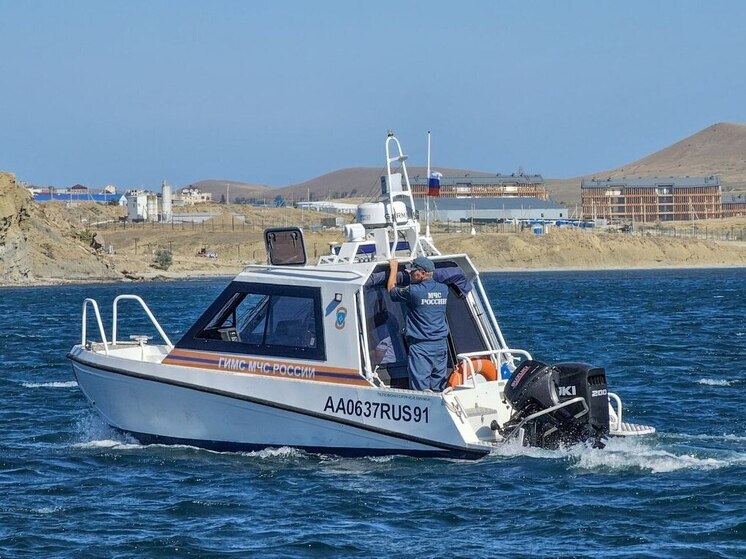 С начала года в Крыму на воде спасли 16 человек