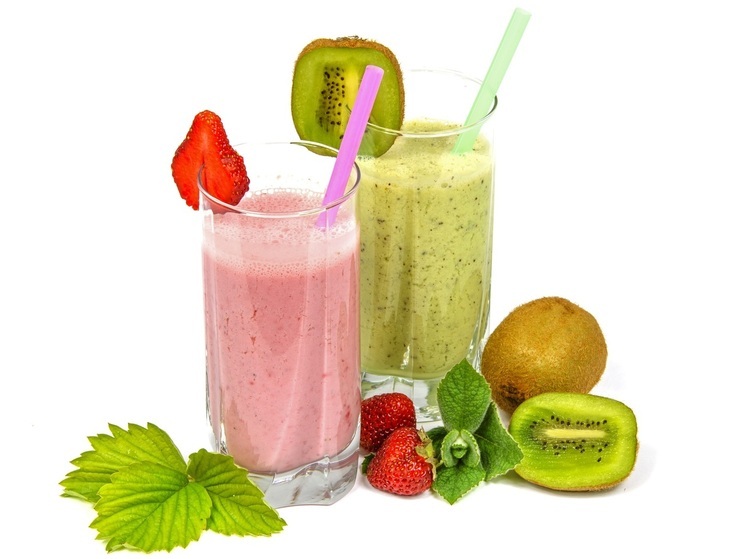 Диетолог поделилась с калужанами рецептами противоотёчных смузи