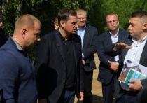 В рамках рабочей поездки в Мезень губернатор Архангельской области посетил здание лыжной базы спортивной школы им