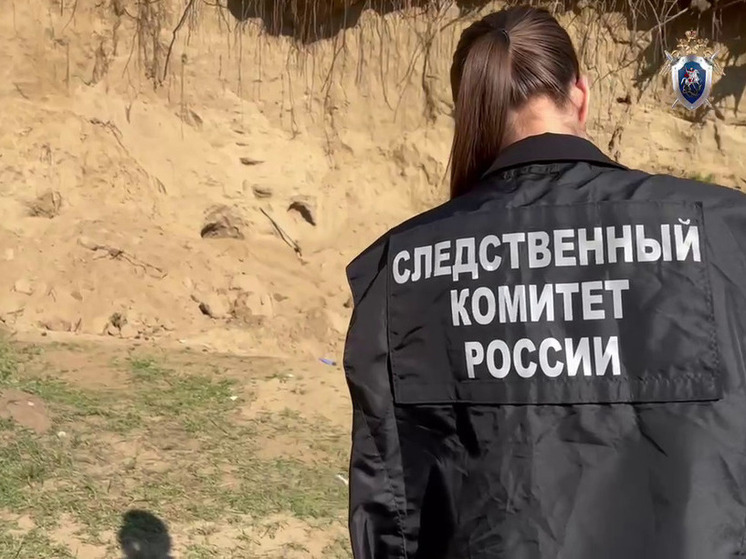 Девочку и мальчика насмерть завалило песком в Забайкалье
