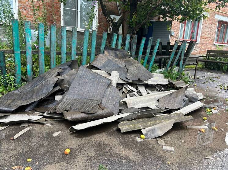 Во Льгове продолжают устранять последствия непогоды