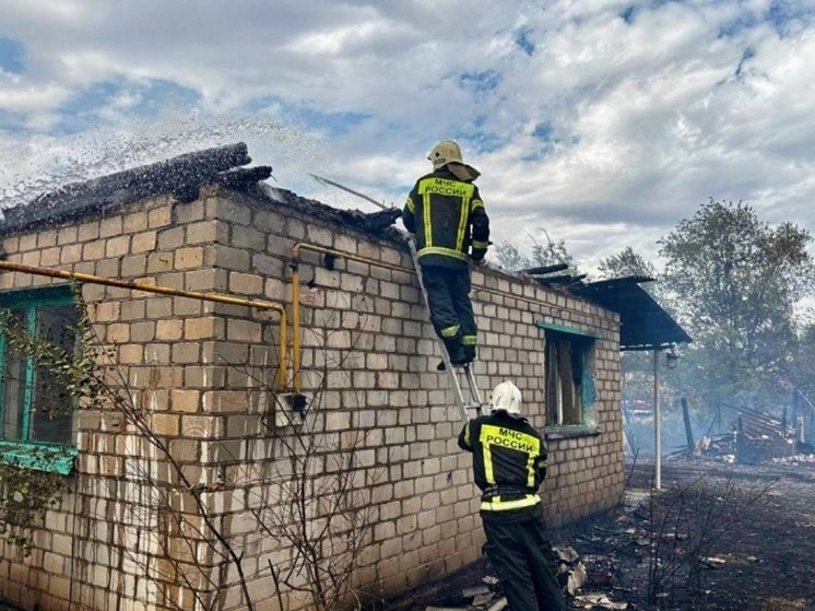 В калмыцком селе Садовое горели 9 хозпостроек
